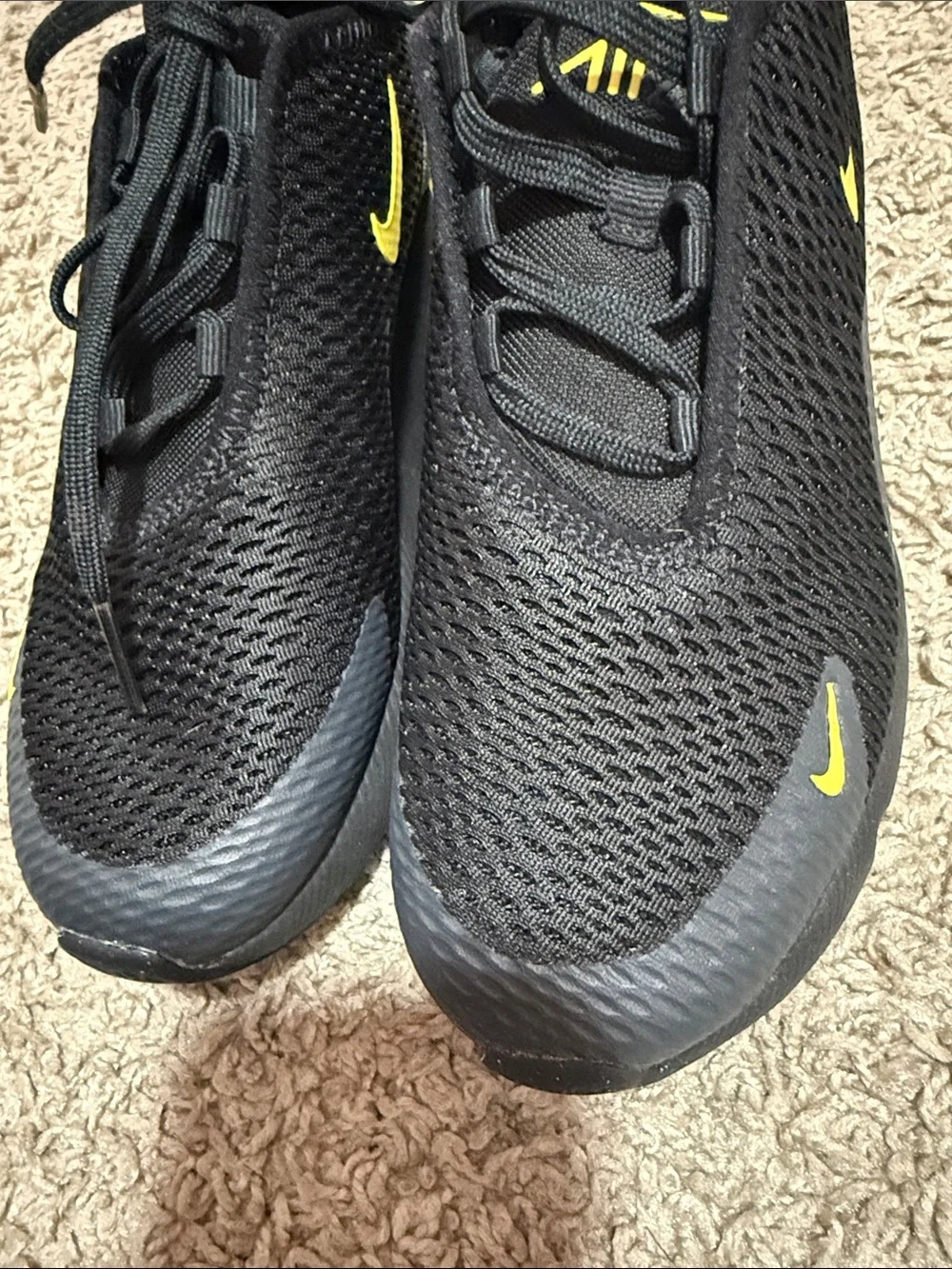 Nike Kids Black and Yellow Mesh Athletic Sneakers